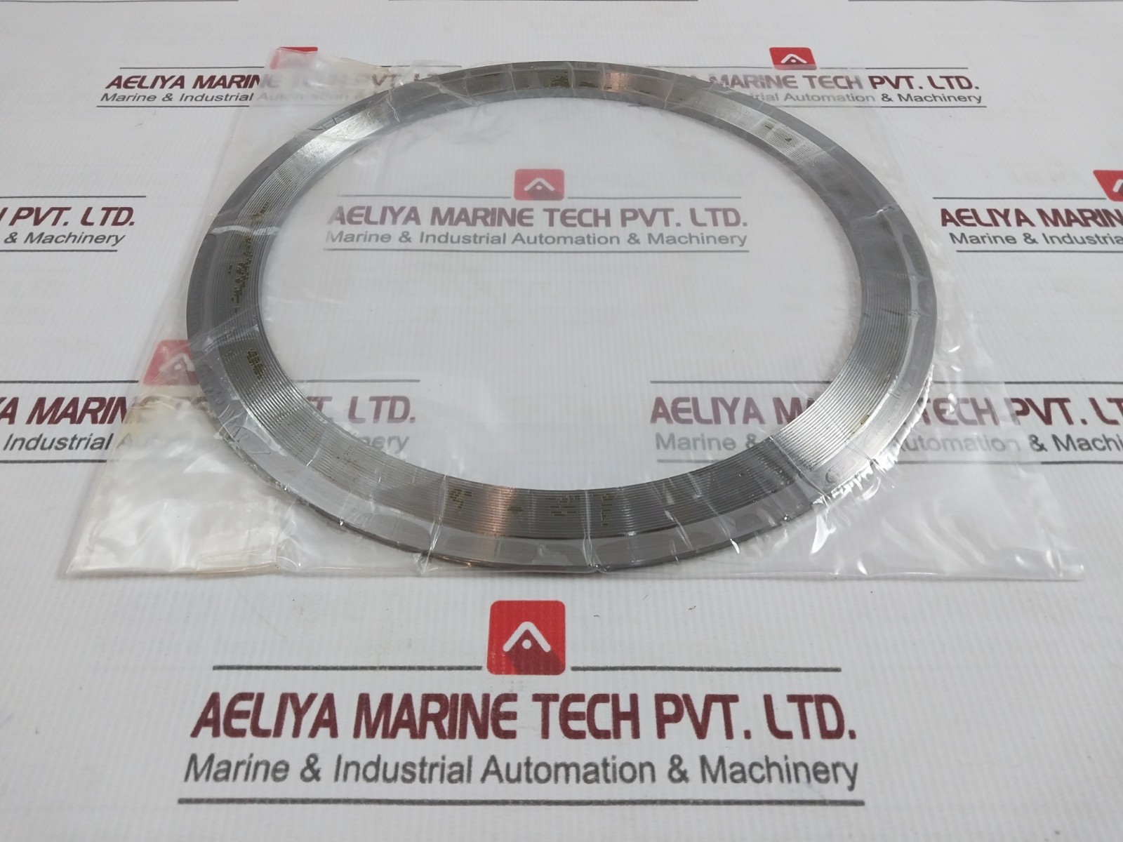 VALQUA 540-ZMSZ Sawtooth Gasket Made of Extremely Mild Steel