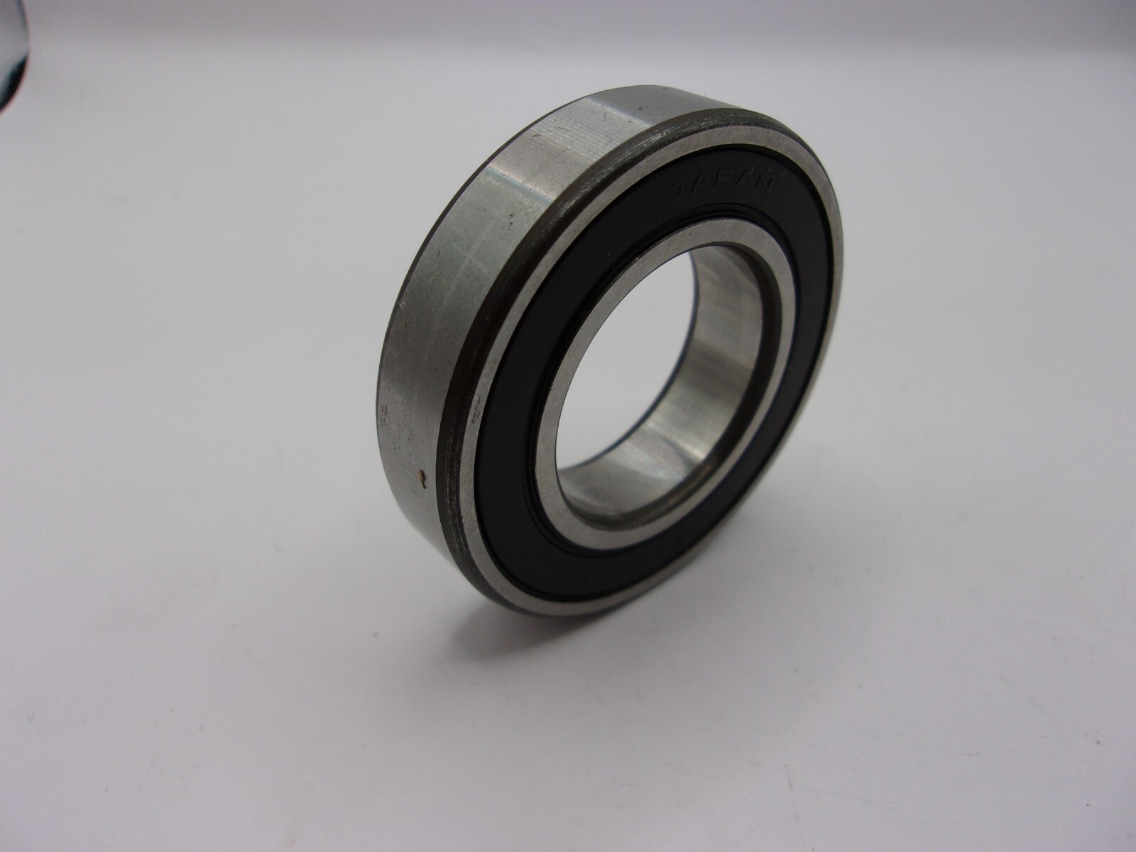 Fafnir 9106PP DEEP GROOVED BALL BEARING, 1111A