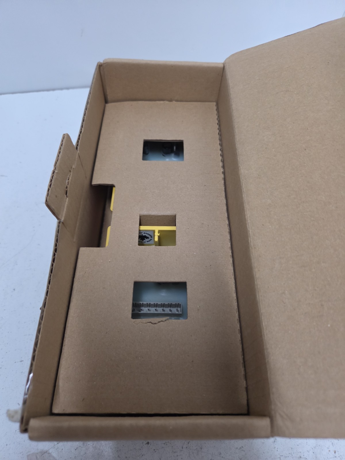 SOF TOUCH ST-0001 INDUSTRIAL MACHINE SWITCH 15-30 VDC 10A (2Pcs) **NOS**