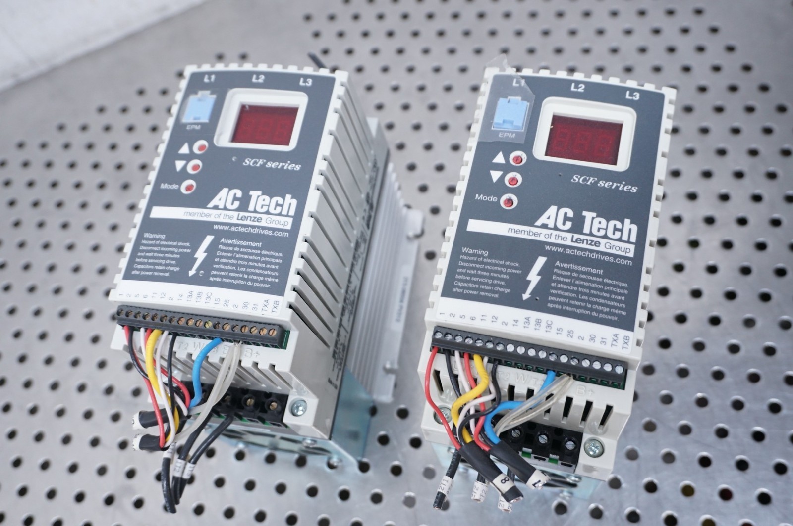 AC TECH SF220 VARIABLE SPEED AC MOTOR DRIVE 2HP 208-240V 50/60HZ