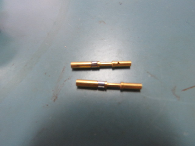 SPACECRAFT JF9816PMA10SL-4S Qty of 1 per Lot 2 position connector with pins