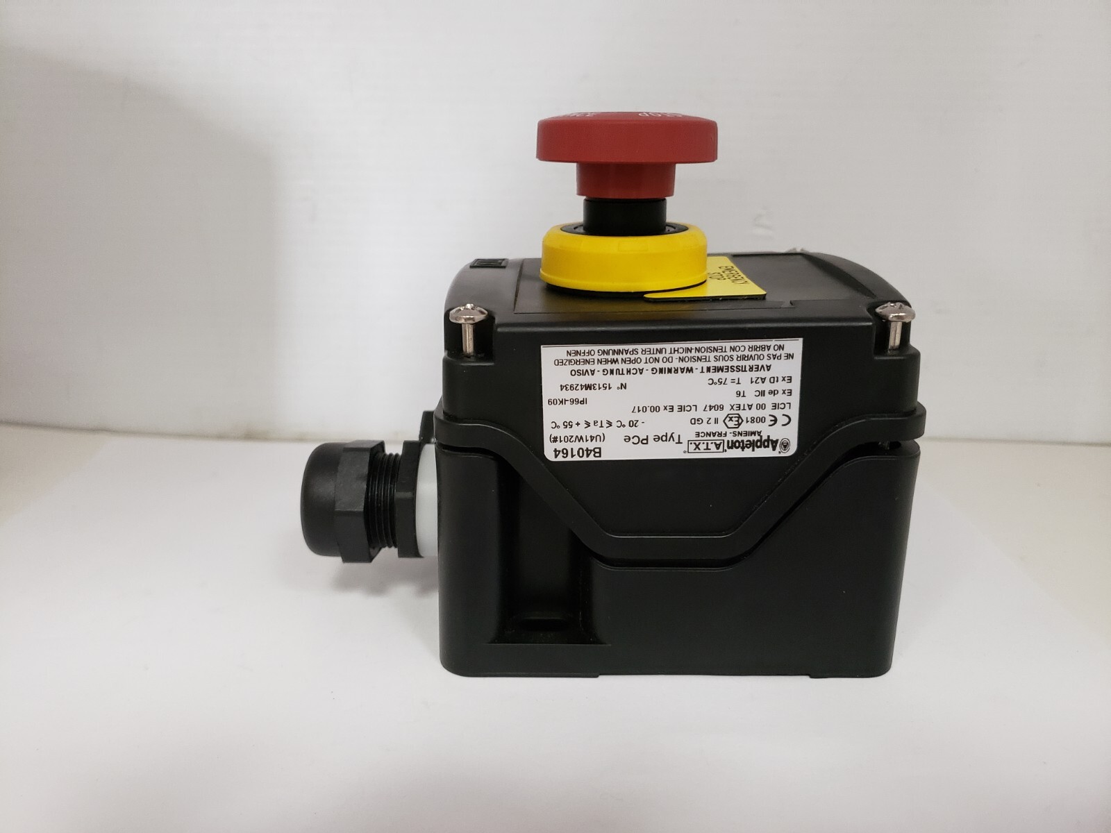 APPLETON B40164 EMERGENCY STOP BUTTON PUSHBUTTON SWITCH NIB