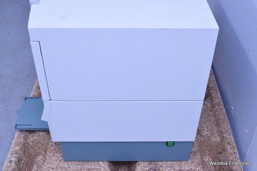 BD BECTON DICKINSON FACSCALIBUR FLOW CYTOMETER