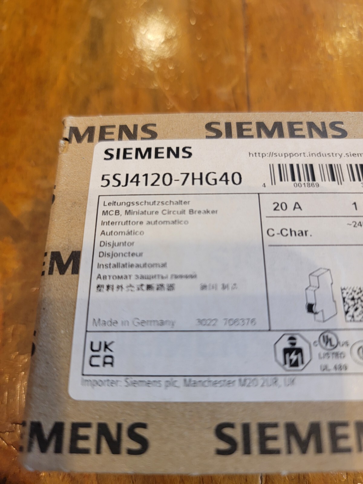 SIEMENS Circuit Breaker 5SJ4120-7HG40