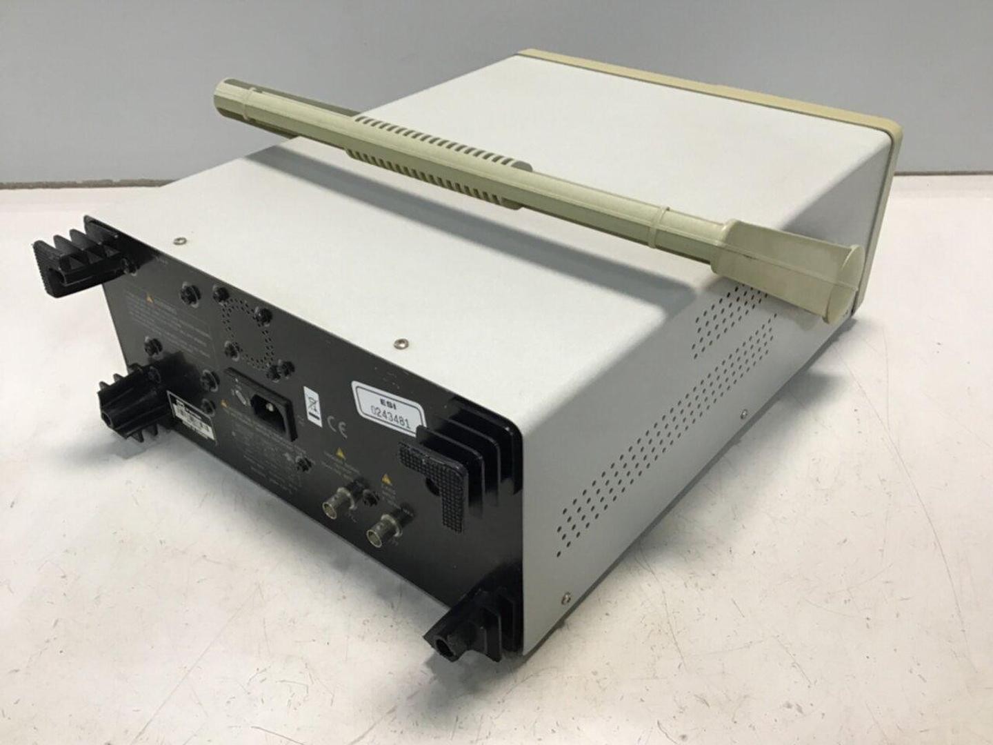 GW INSTEK Oscilloscope GOS-6112 Used #119526