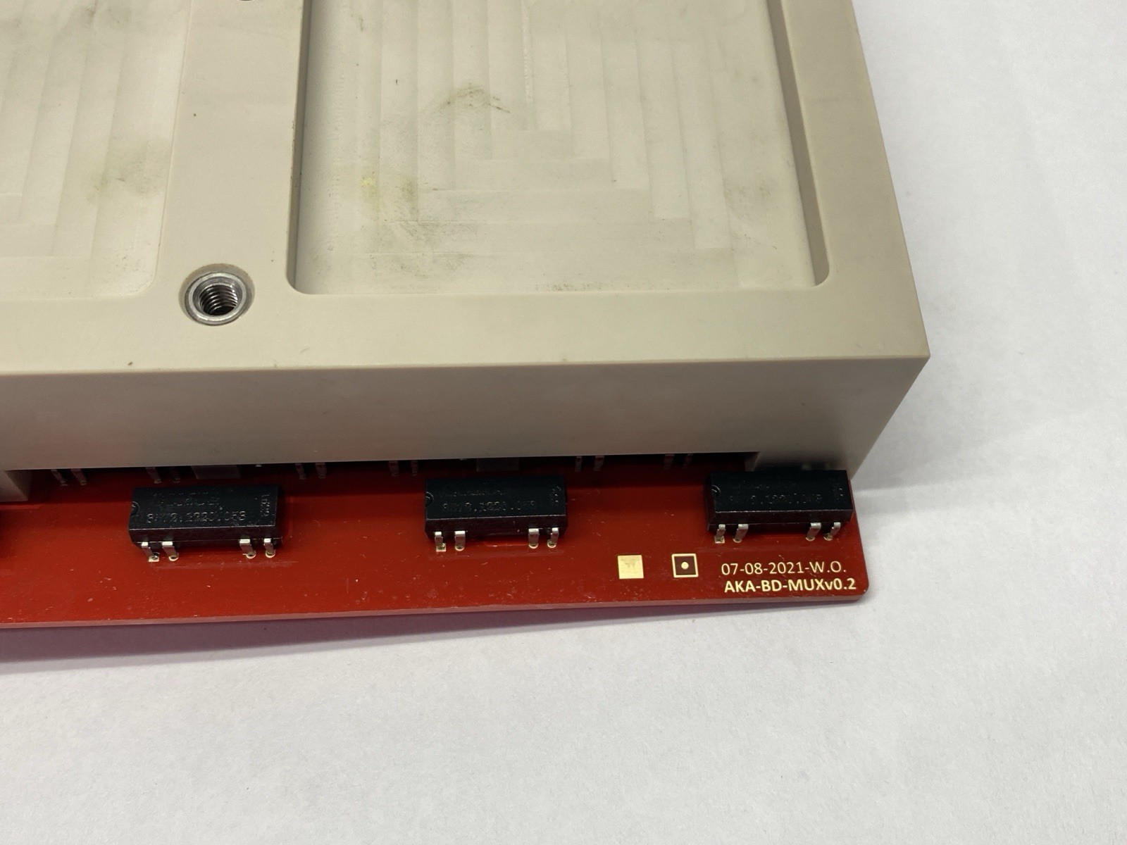 Steckerseite AKA-BD-MUX Probe Board