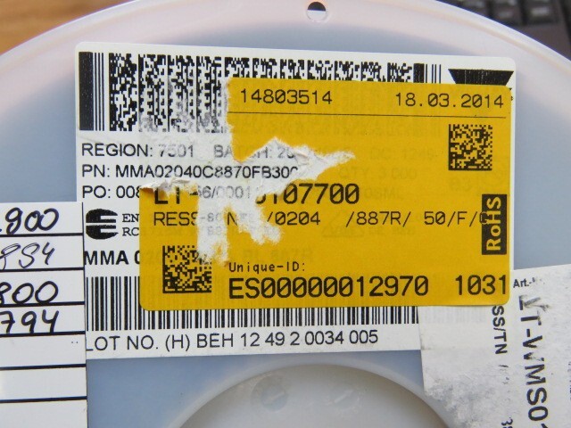 VISHAY MMA02040C8870FB300 Qty of 2794 per Lot 887 Ohms �1% 0.4W, 2/5W Chip Re