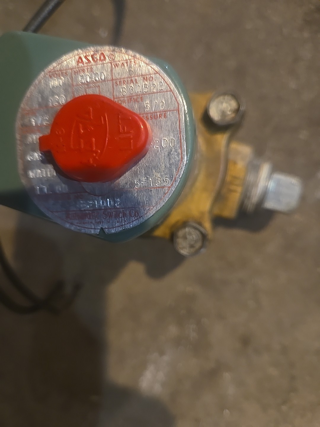 ASCO 8210B54 SOLENOID VALVE 125PSI 110-120V 50/60HZ