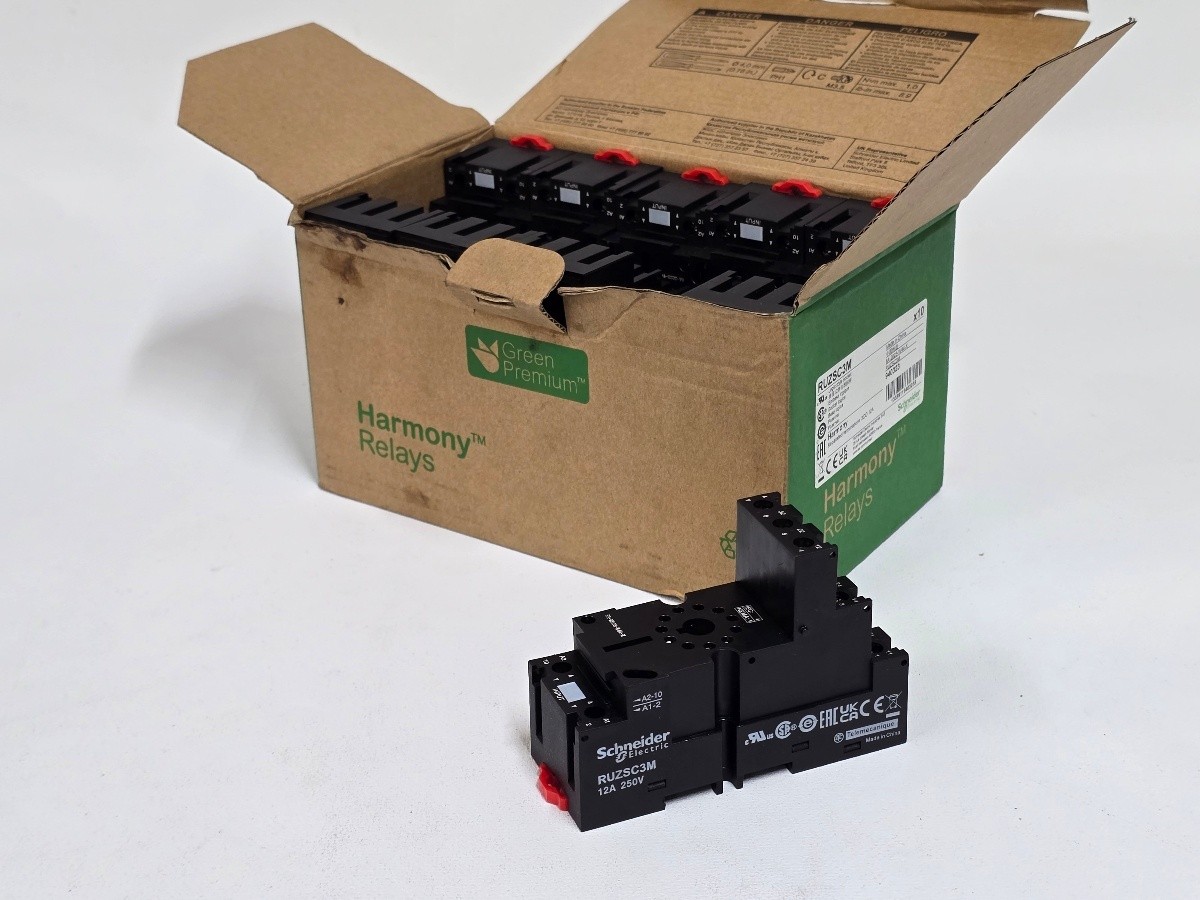 Lot of 10 Schneider Electric RUZSC3M Relay Sockets Harmony 3CO 12A 250V