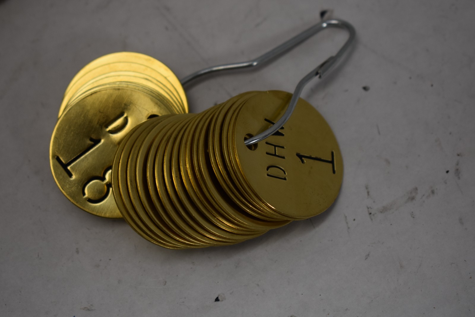 Brady 1-1/2″ Diameter Stamped Brass Valve Tags Legend “DHW” Lot of 100