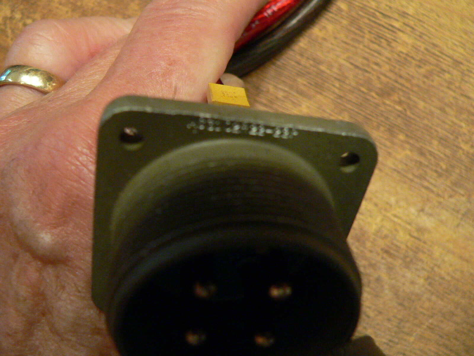 ITT CANNON MS3102R22-22P