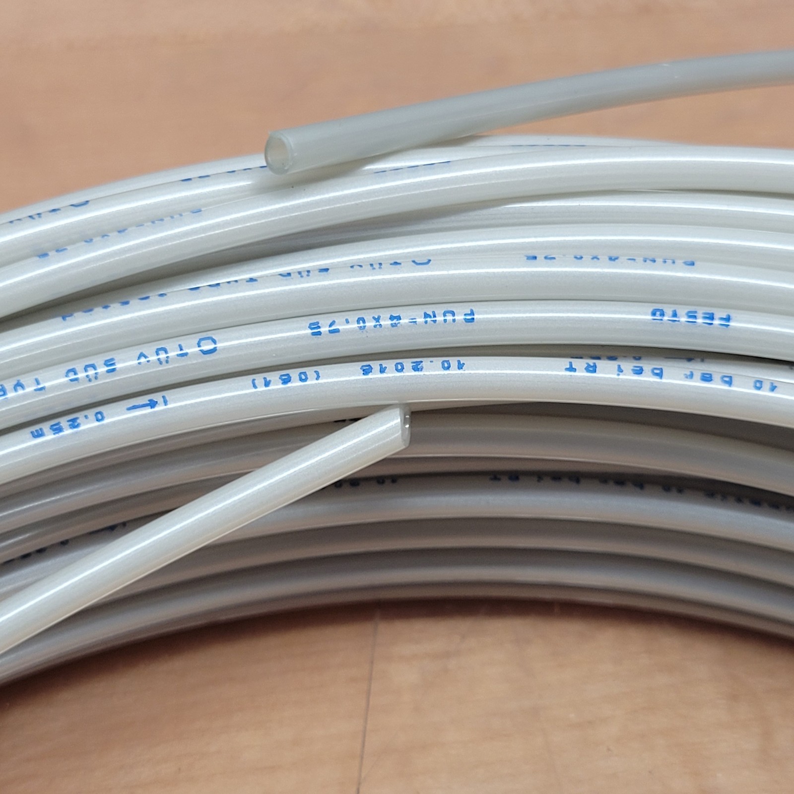 FESTO 152584 Plastic Tubing, 4mm O.D., 50m (Approx. 160′), PUN-4×0.75-SI – NEW