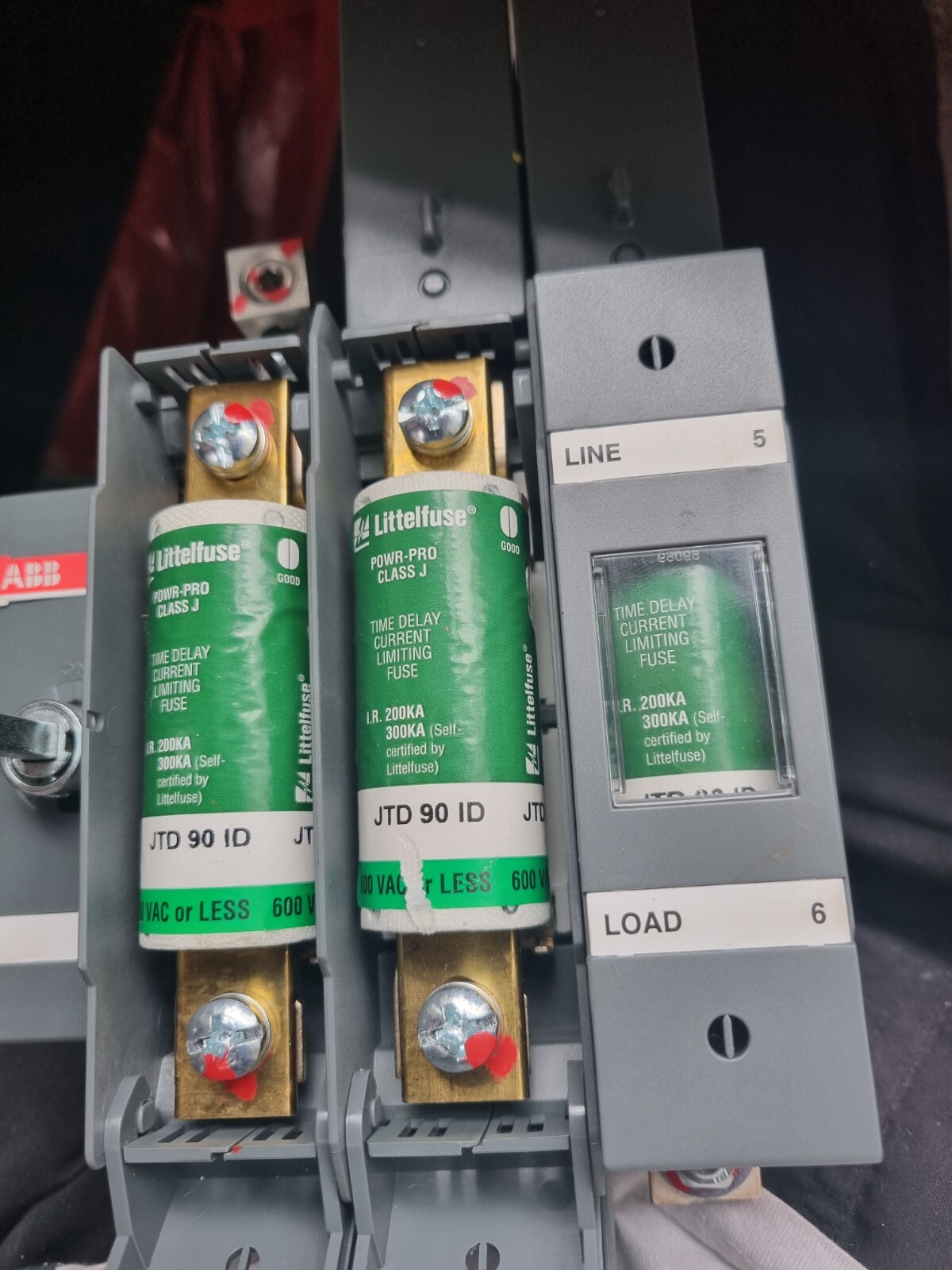 ABB DISCONNECT SWITCH OS100GJ03 100A 600VAC WITH 3 JTD90ID FUSES