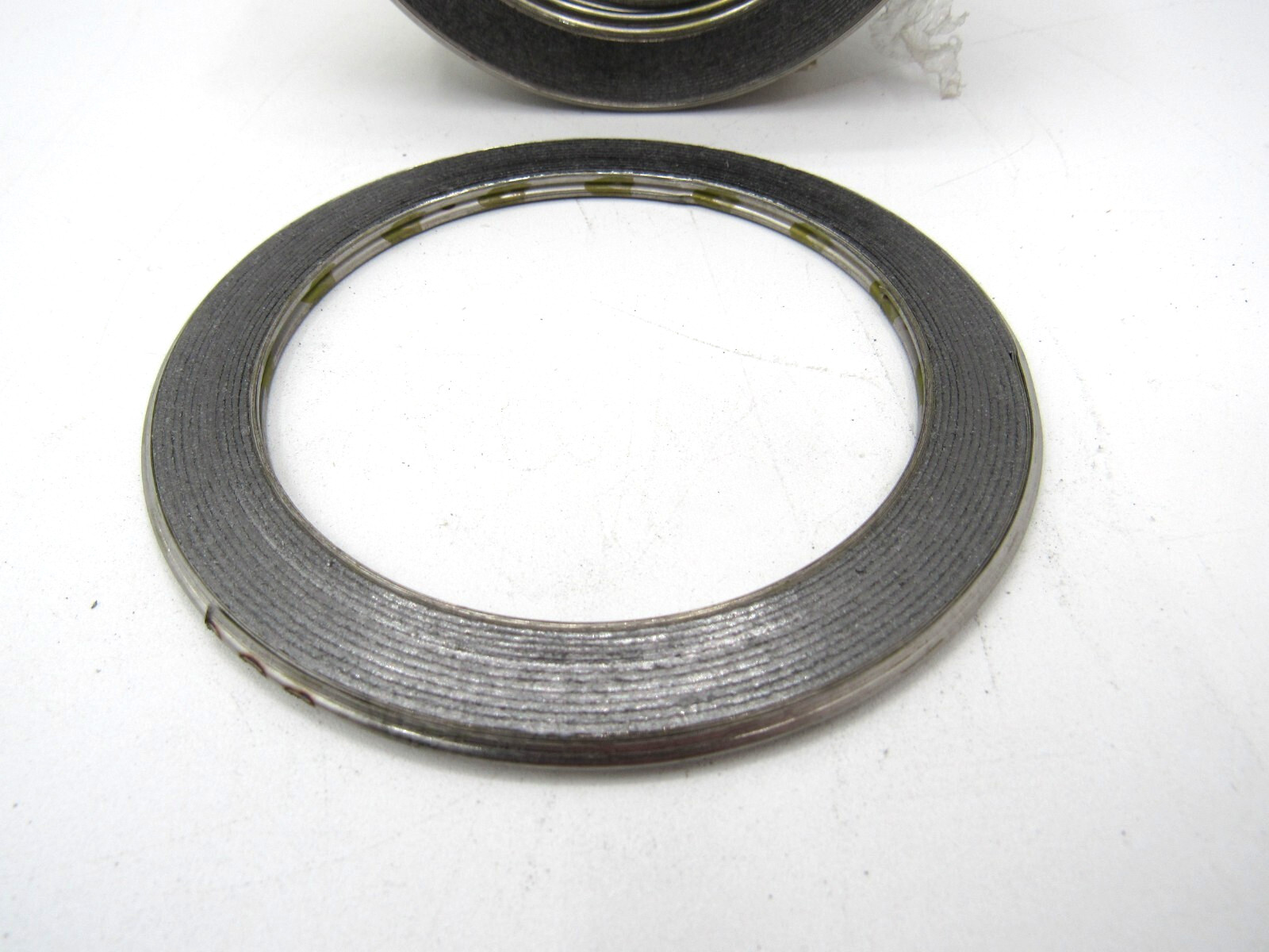 FLEXITALLIC SPIRAL-WOUND GASKET R1 304/FG 2-7/8 x 3-7/8 x .125 Pack of 25