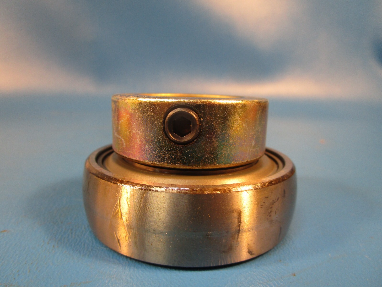 SKF YET 206, Ball Bearing Insert, 30mmX62mmX23.8mm, Eccentric Collar