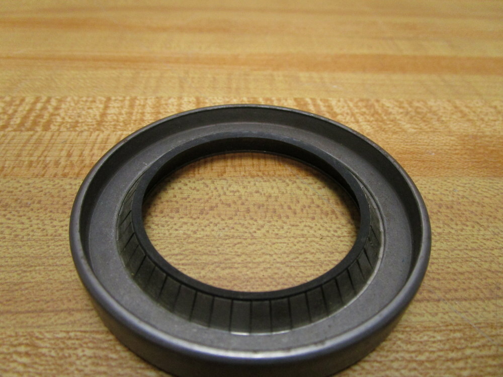 Garlock Klozure 63X0907 Oil Seal