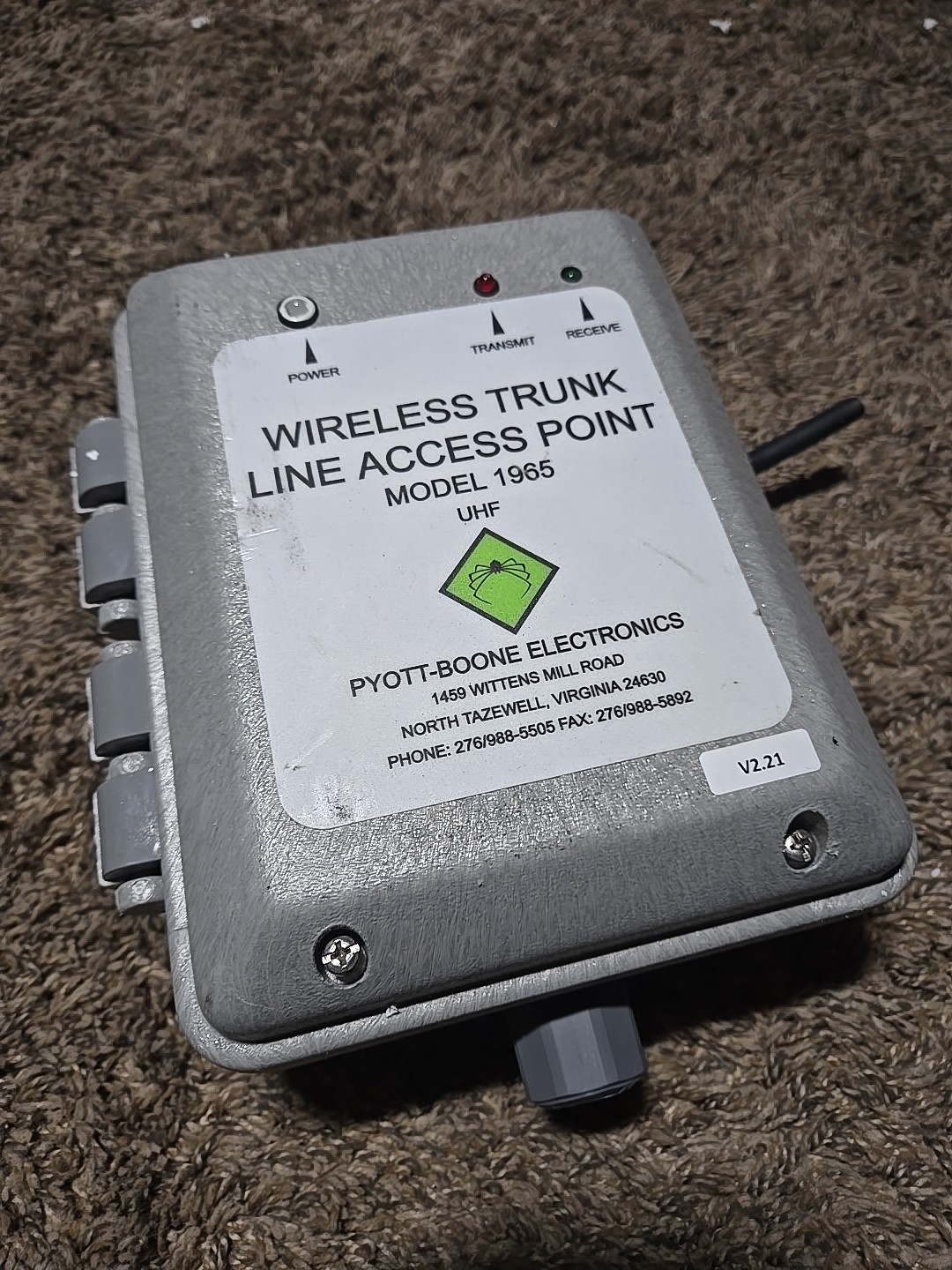 New PBE Pyott Boone Electronics Wireless Trunk Line Access Point Model 1965 UHF