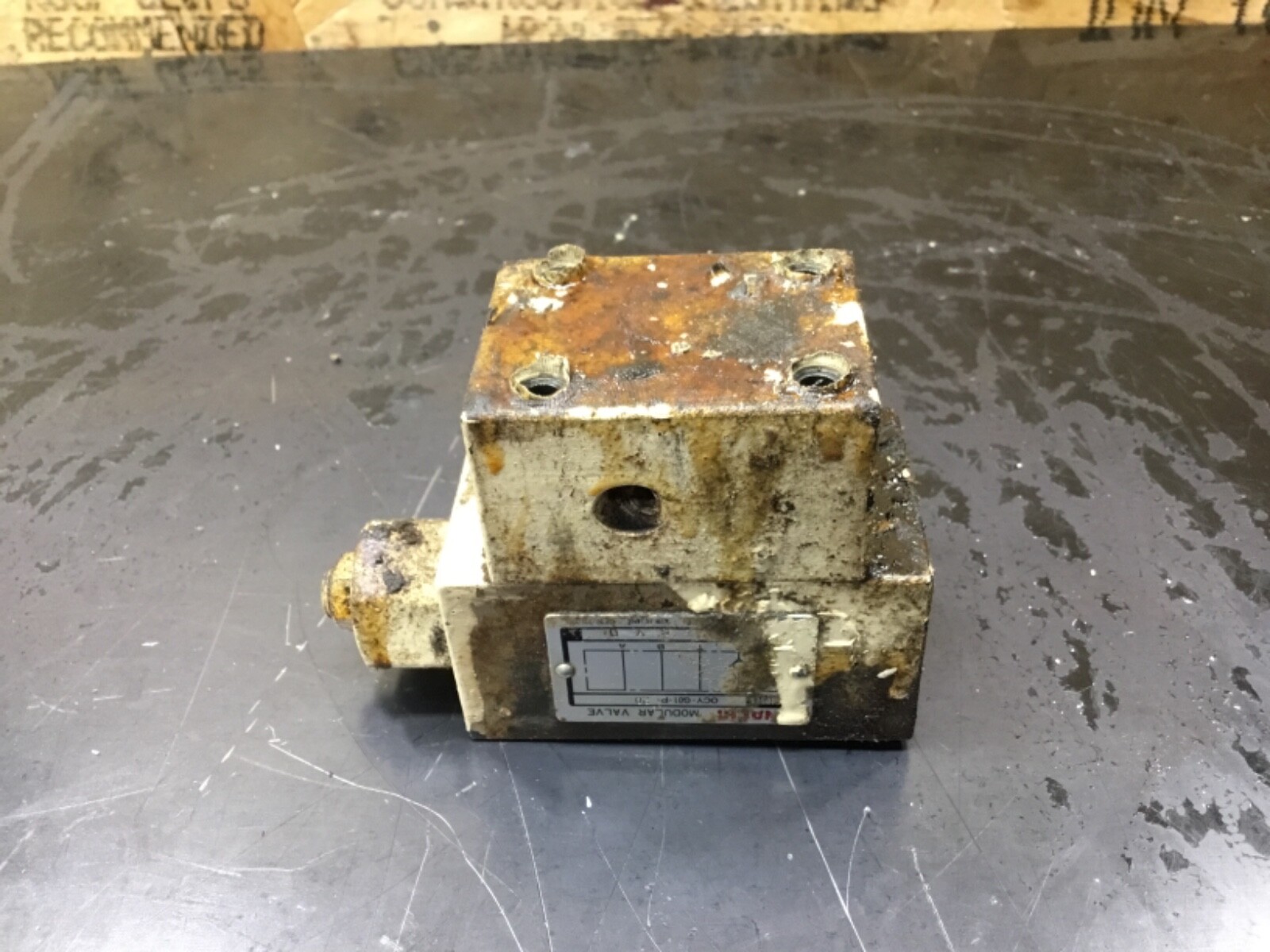 NACHI MODULAR VALVE OCY-G01-P-20 #03E39PR6*AD