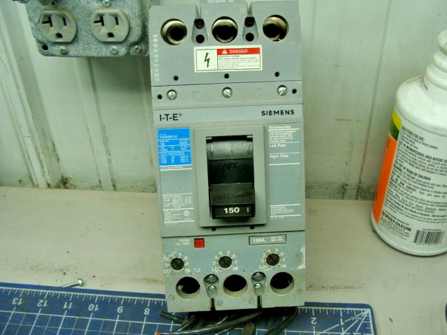 I-T-E SIEMENS FXD63B150 CIRCUIT BREAKER 150A 3 POLE 600 VAC