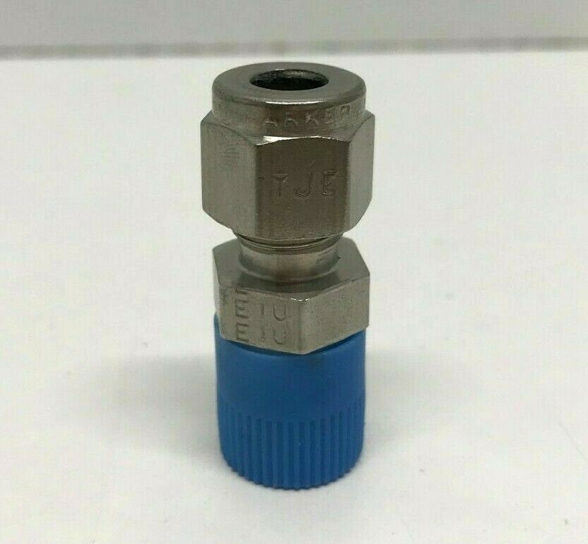 LOT OF (3) NOS! PARKER 1/4″ TUBE OD X 1/4″ MNPT SS MALE CONNECTORS 4MSC4N