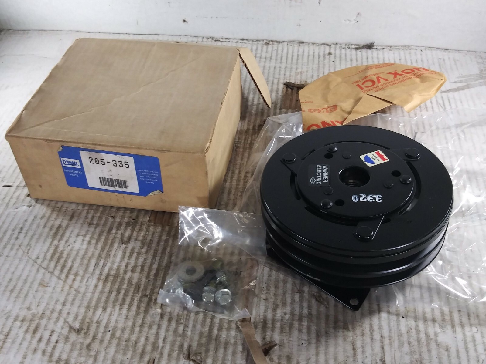 1 NEW FRIGETTE 205-339 A/C COMPRESSOR CLUTCH ASSY NIB ***MAKE OFFER***