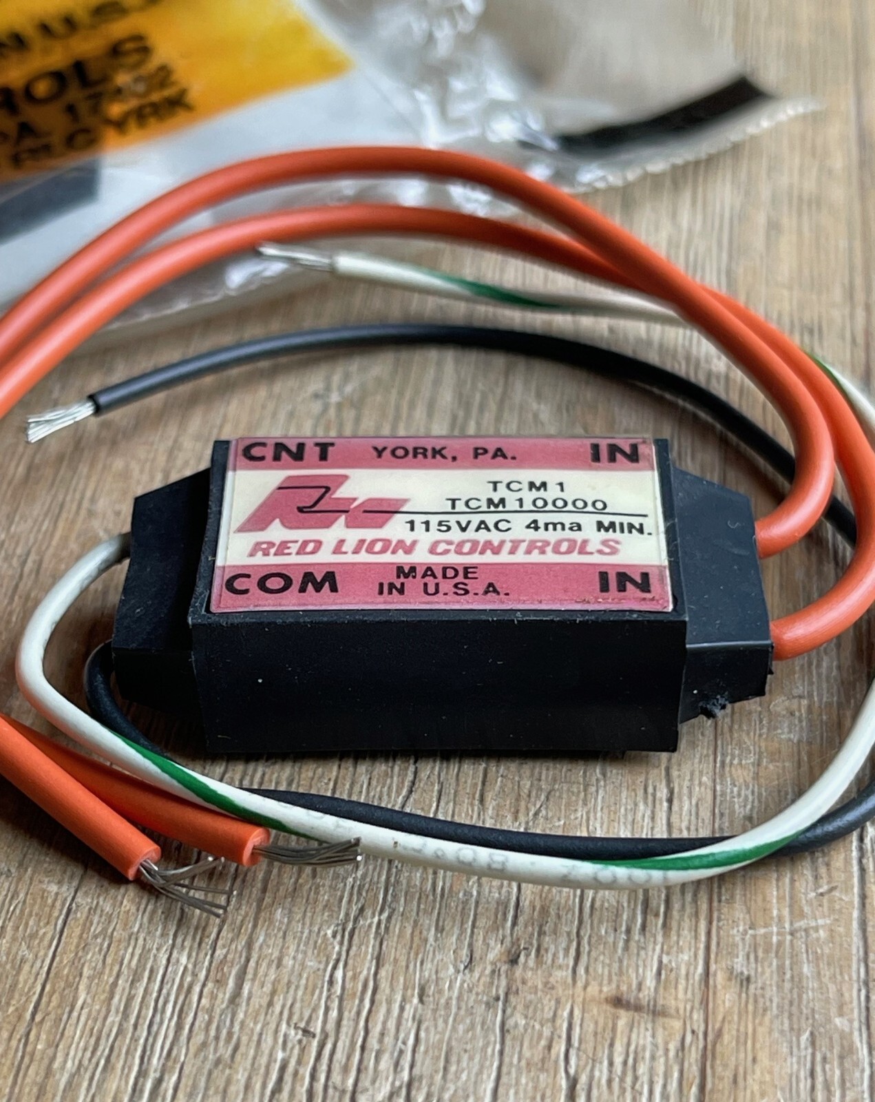 RED LION TCM10000 CONVERTER MODULE TCM1 115VAC NEW