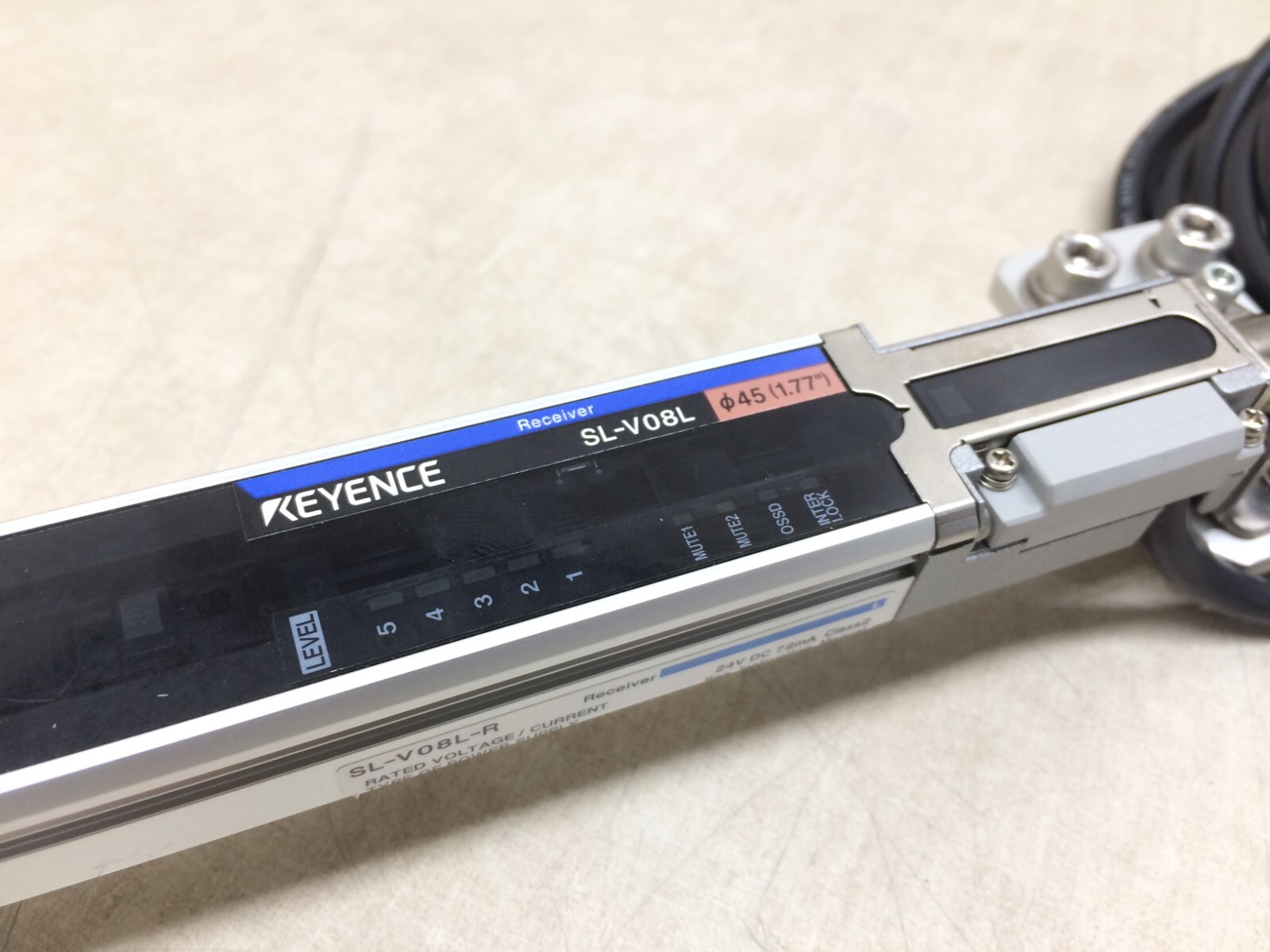 Keyence SL-V08L Safety Light Curtain Transmitter & Receiver SL-V08L-T SL-V08L-R
