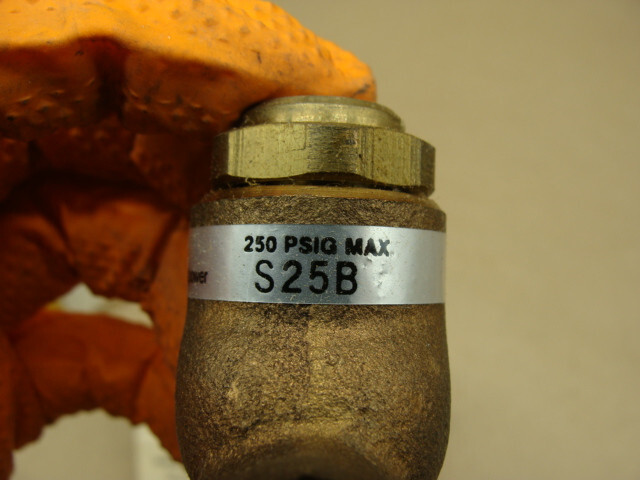 PARKER BRASS FLOW CONTROL VALVE S25B 250 PSIG MAX