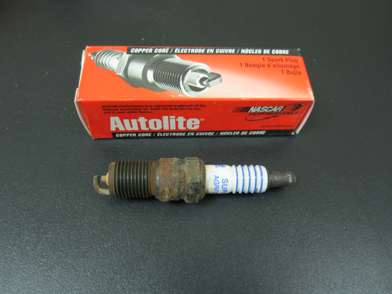AUTOLITE SPARK PLUGS 103 LOT OF 4 NEW!!