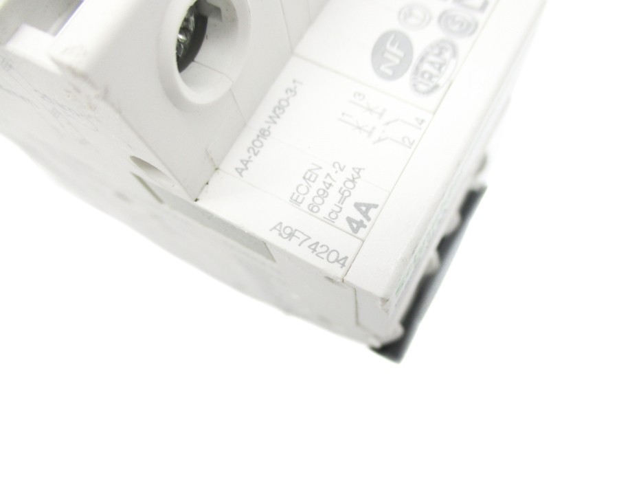 SCHNEIDER ELECTRIC A9F74204 4A 400V NSNP