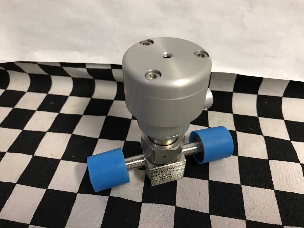SWAGELOK High Purity Bellows Valve 1/4″ FVCR, SS-4BK-V51-1C, SHIPSAMEDAY#129D4