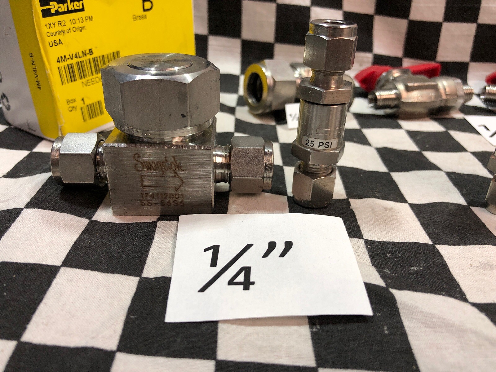 14x Swagelok/PARKER SS-56S6, 4FU6LR-T-SS SS-4C4-1/3 SS-4C-25, SS-2C-1, 4M-V4LN-B