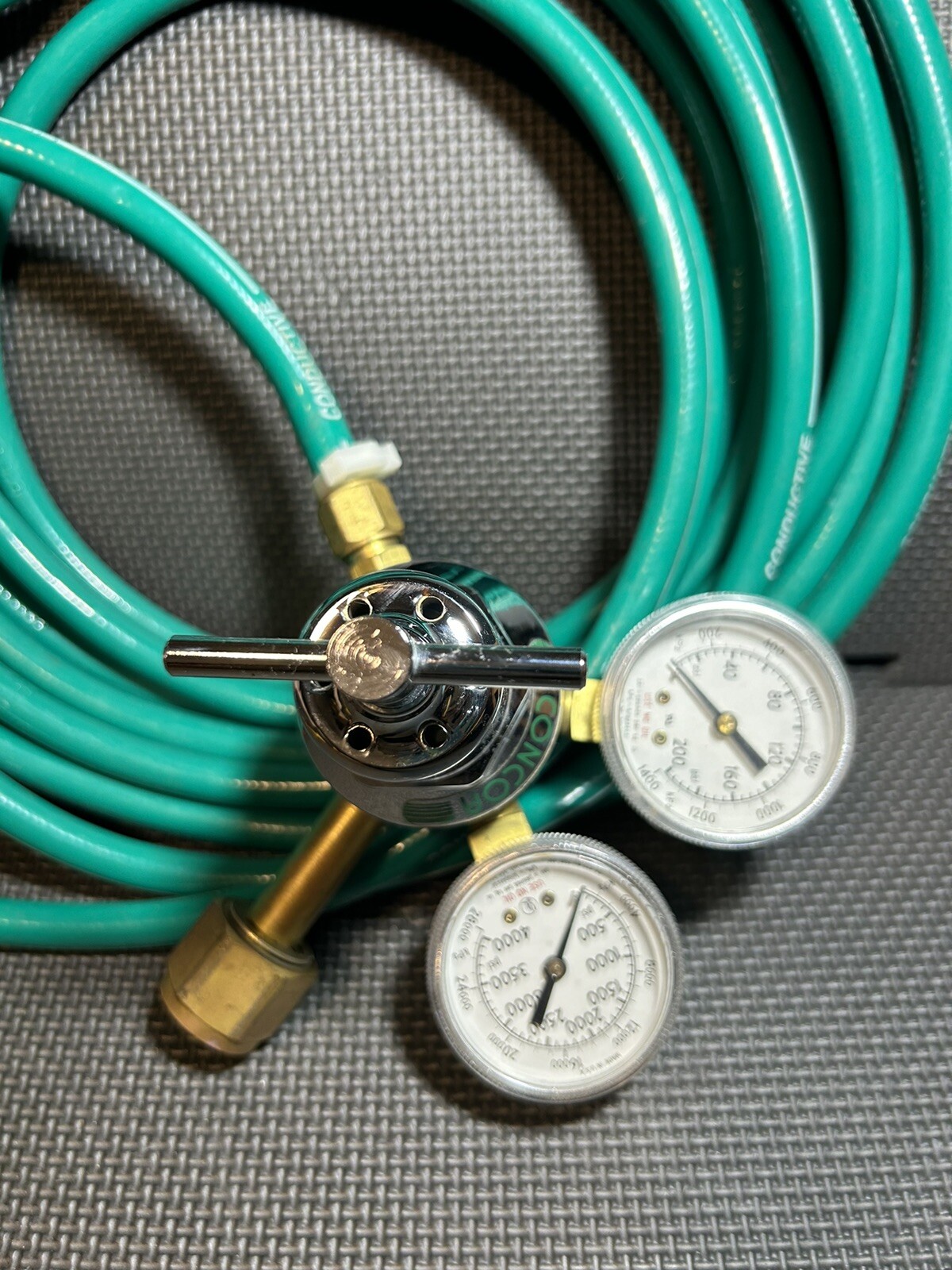 Concoa CGA 540 Oxygen Regulator 8065506 With Hose
