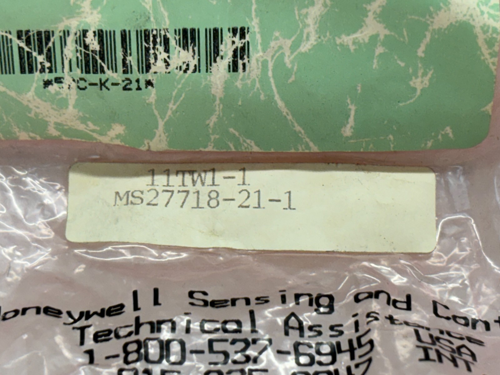 NEW OLD STOCK! HONEYWELL 5A 125VAC TOGGLE SWITCH MS27718-21-1 11TW1-1