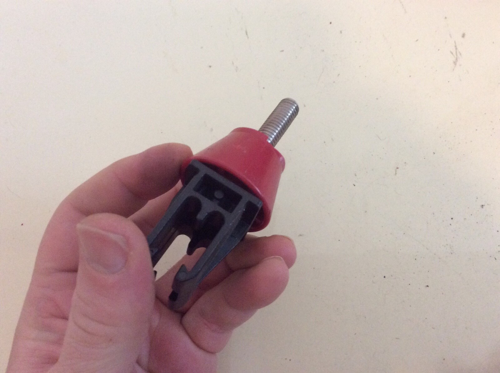 Insul- 8 Plastic Snap in Hanger Clamp with Insulator Insul 8 / 29846