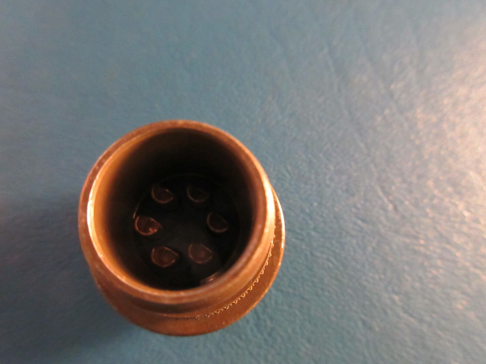 Bag of 2 Amphenol 10-820066-06S Connector Plug, 6 Pin Female Socket