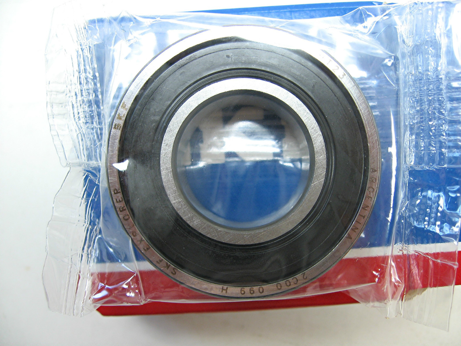 BEARING SKF EXPLORER 6004-2RSH/LHT23 NIB