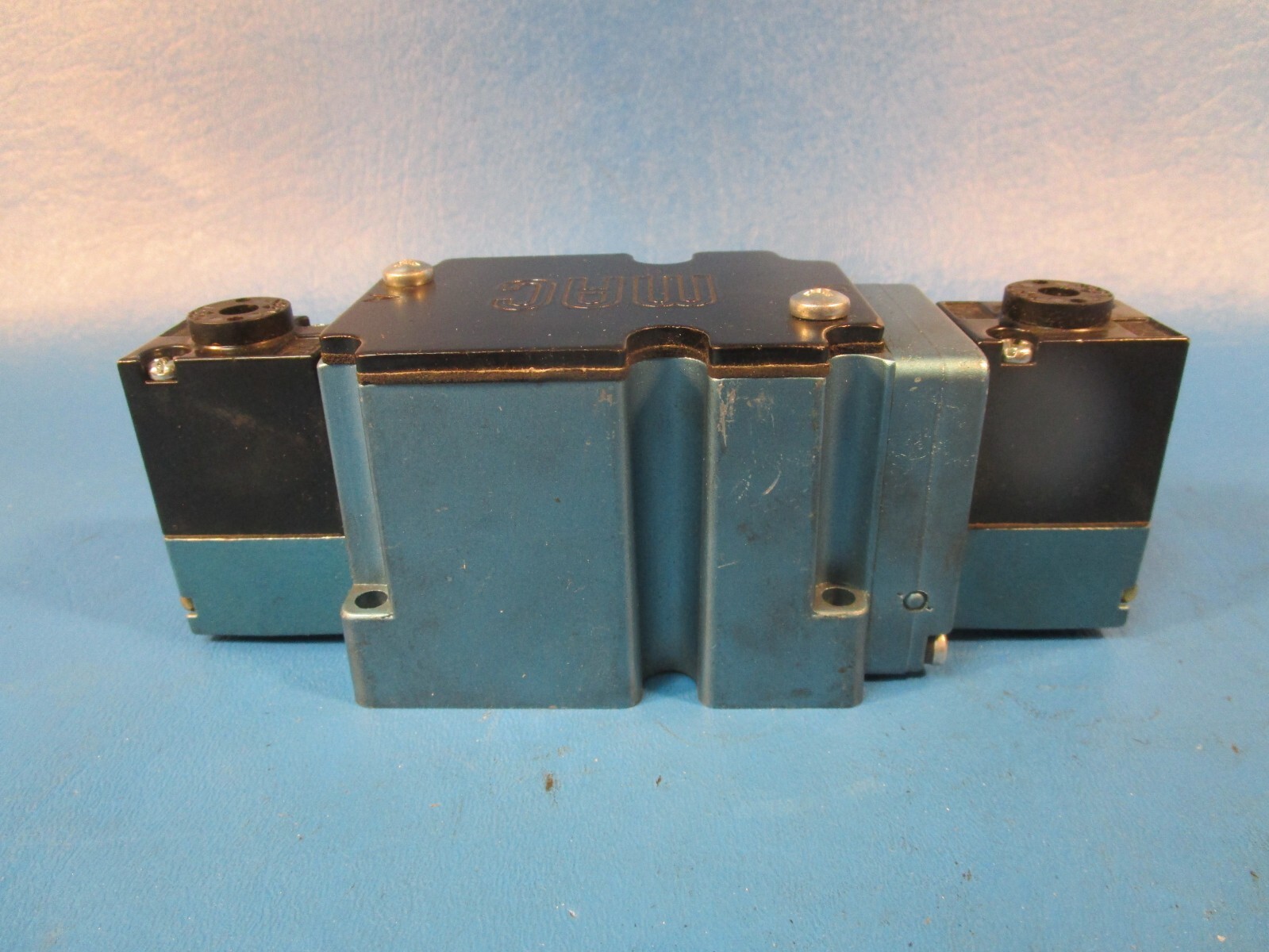 USED MAC 6321D-000-PM-501DA SOLENOID VALVE; 4-WAY; 0-150PSI; 110/120VAC; 50/60HZ