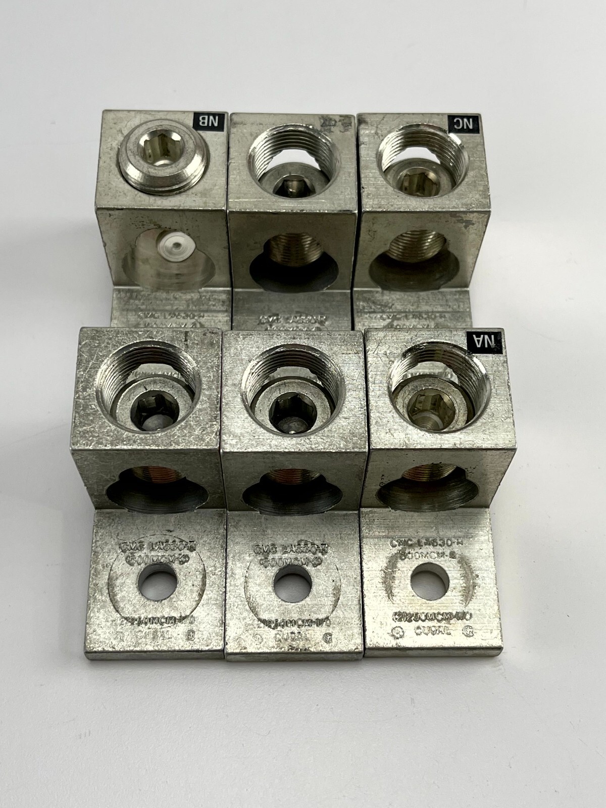 Lot of 6 CMC 600MCM-4 Mechanical Lug LA630-R