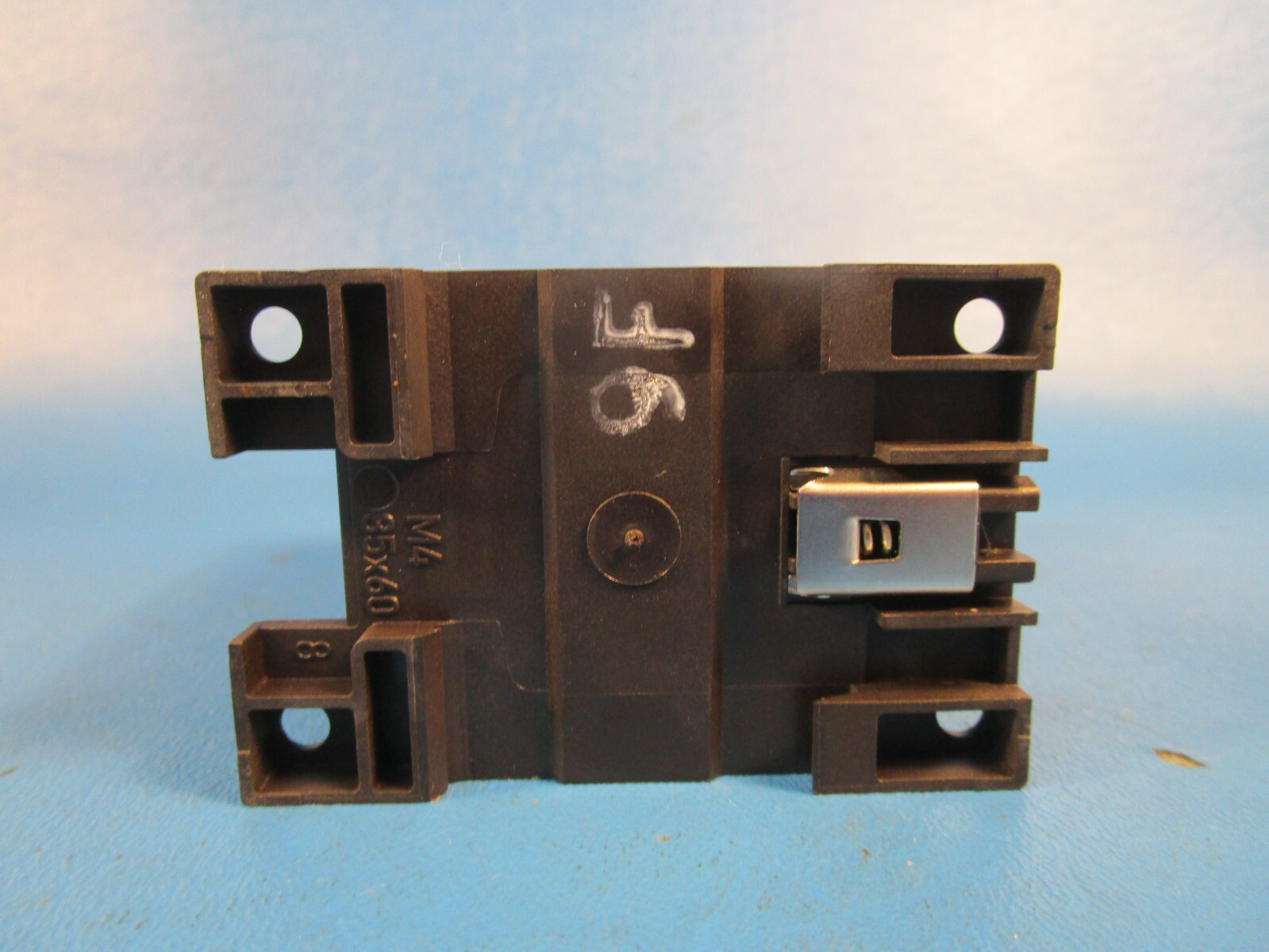 Eaton XTRE10B22WD, Contactor Relay 48V 50/60Hz 2NO 2NC, DILA-22, Cutler Hammer