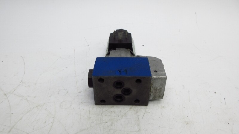 REXROTH M-3SEW6U37/630MG96N9K4 R900205344 (AS PICTURED) NSNP
