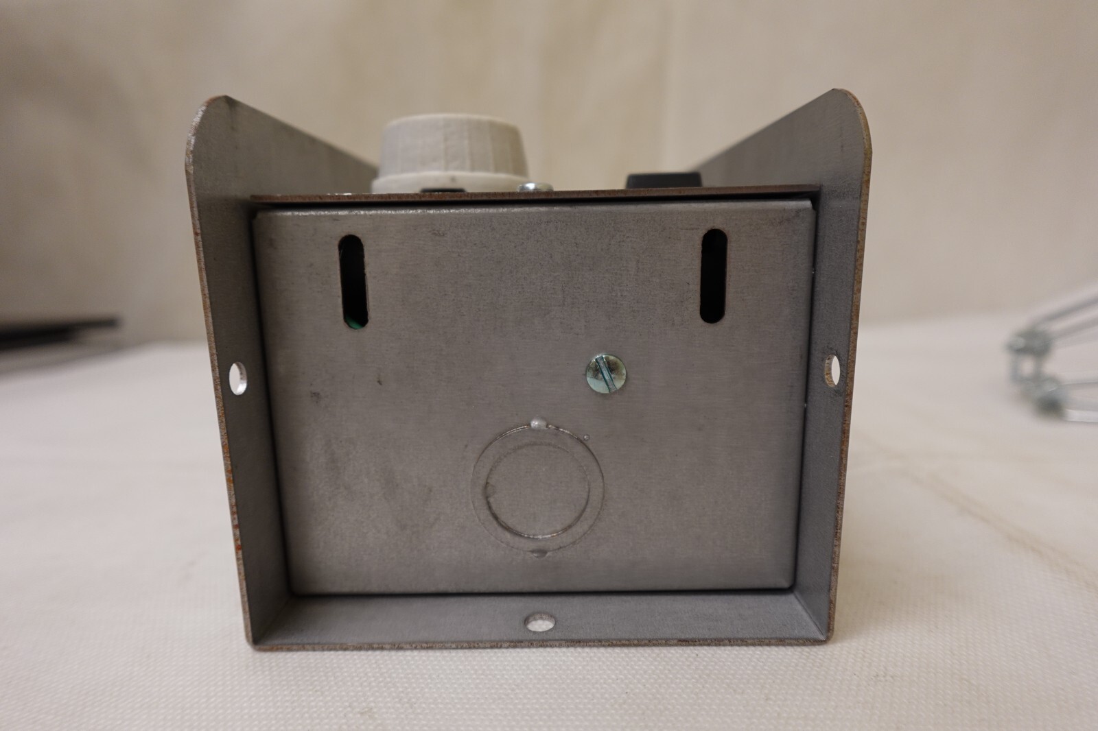 Otis Elevator – Elevator Under Car Inspection Station w/ GFCI Outlet 120VAC A914