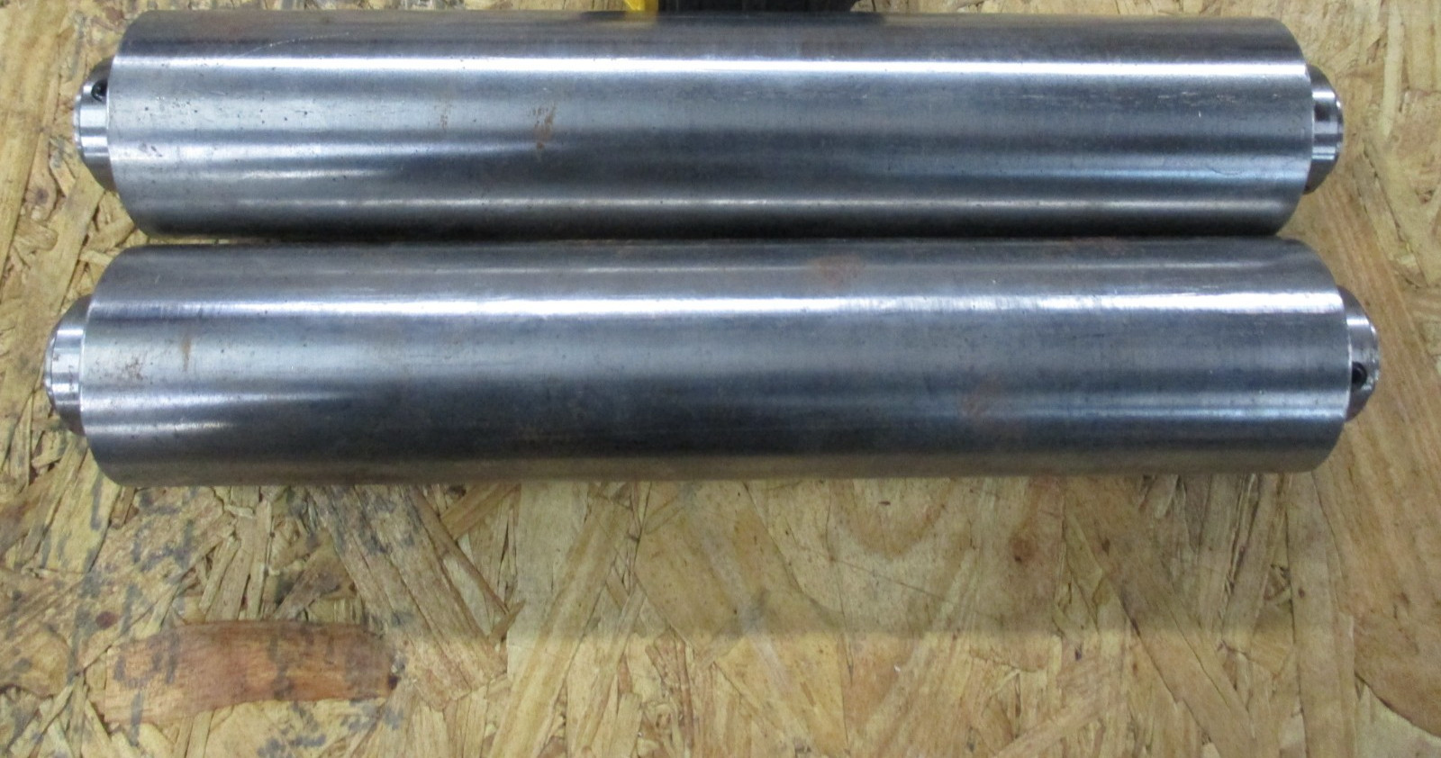12-1/4″ CONVEYOR ROLLER HEAVY DUTY 2-1/4″ OD LOT OF 2 NEW
