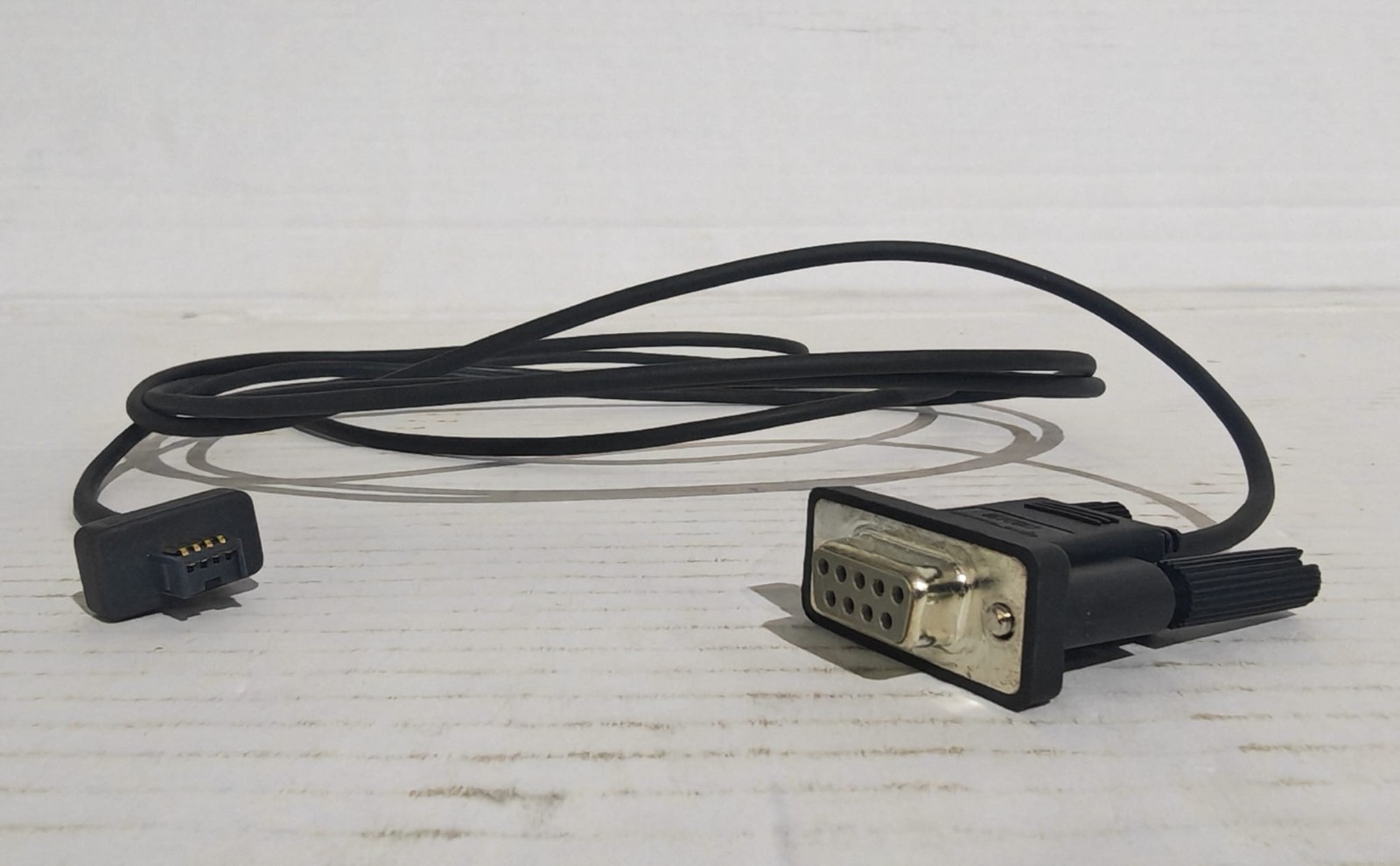 OXFORD OXD-331-9010K PRECISION DATA CABLE 2MTR SUB-D-JACK 9-PIN