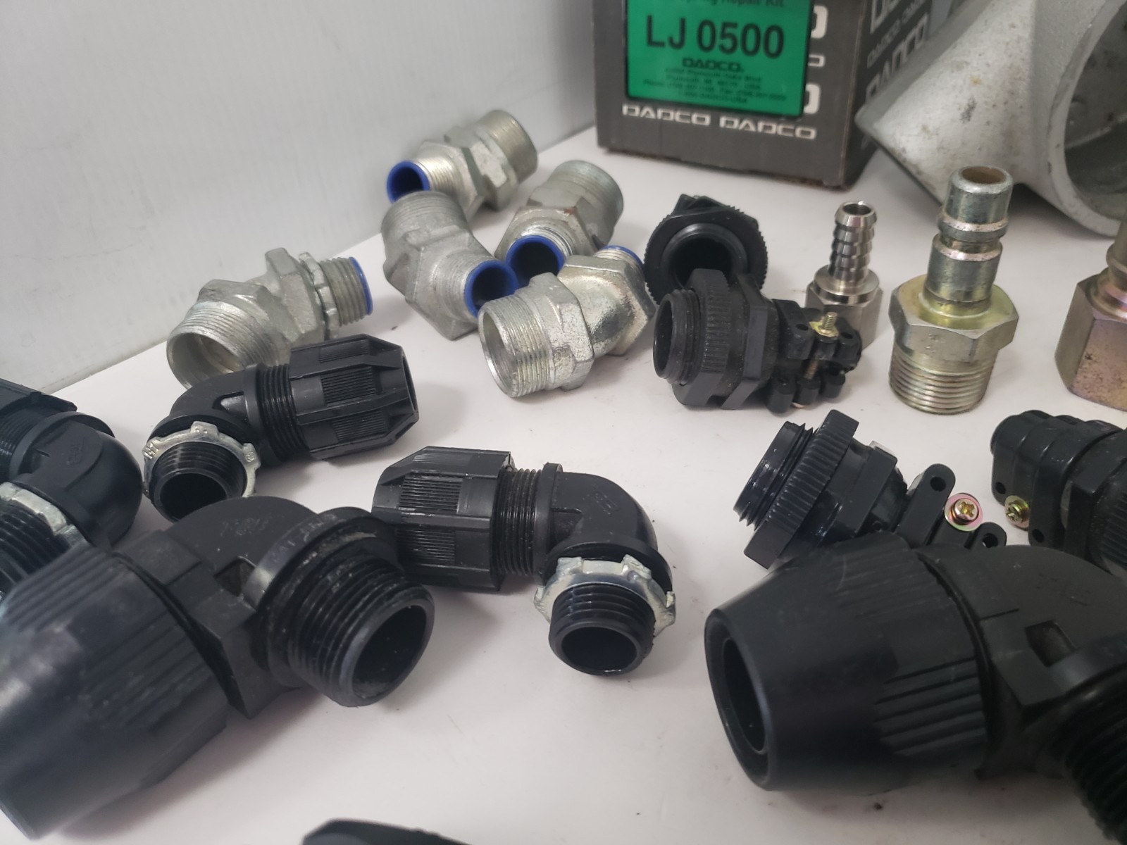 LARGE ASST. DADCO, MASTER LOCK, T&B, SNAP-TITE, CROUSE HINDS & OTHER INDUSTRIAL