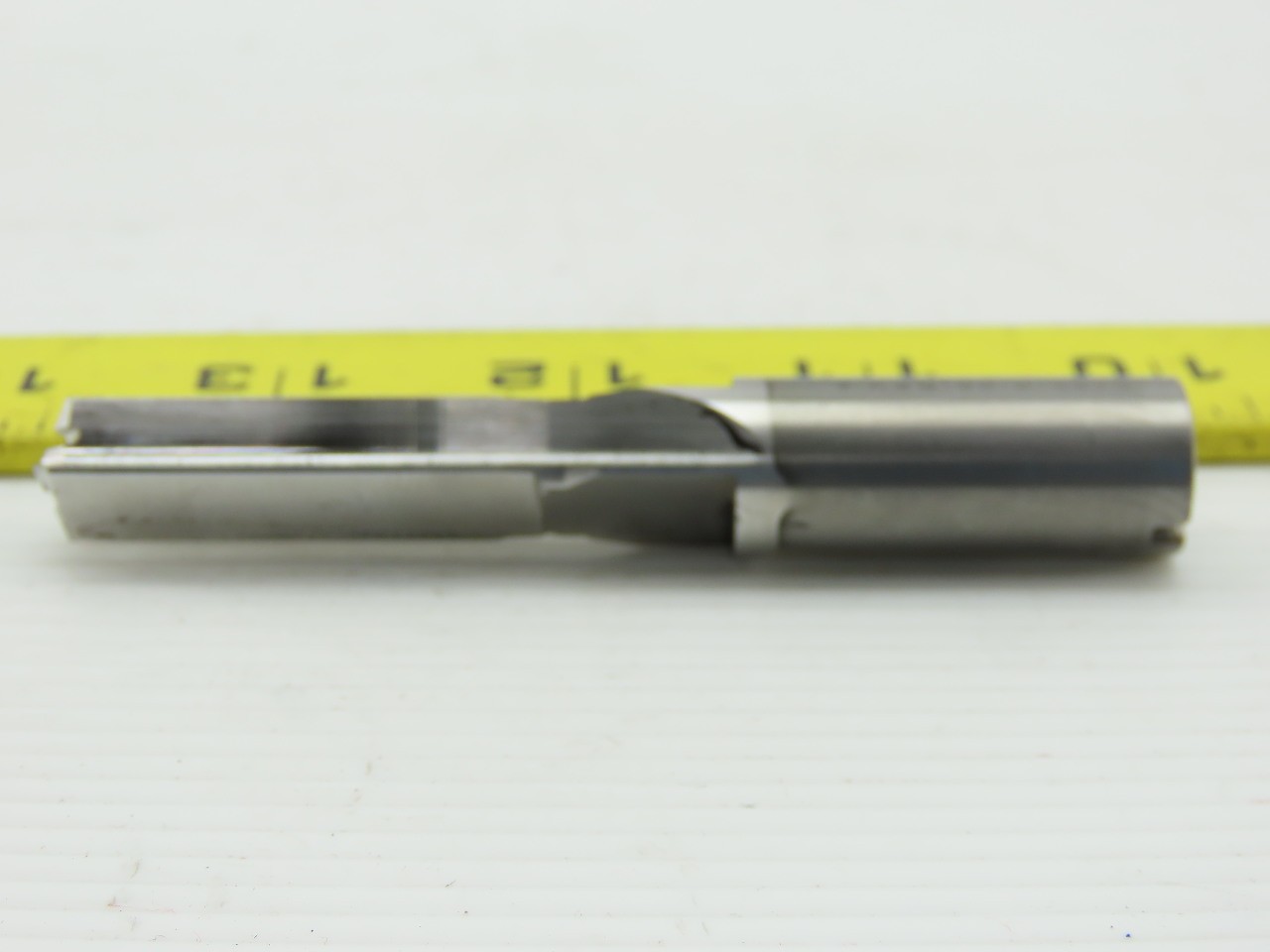 Alliance 15185-0-00 7/16″ 4 Straight Flute Coolant Thru Carbide Square End Mill