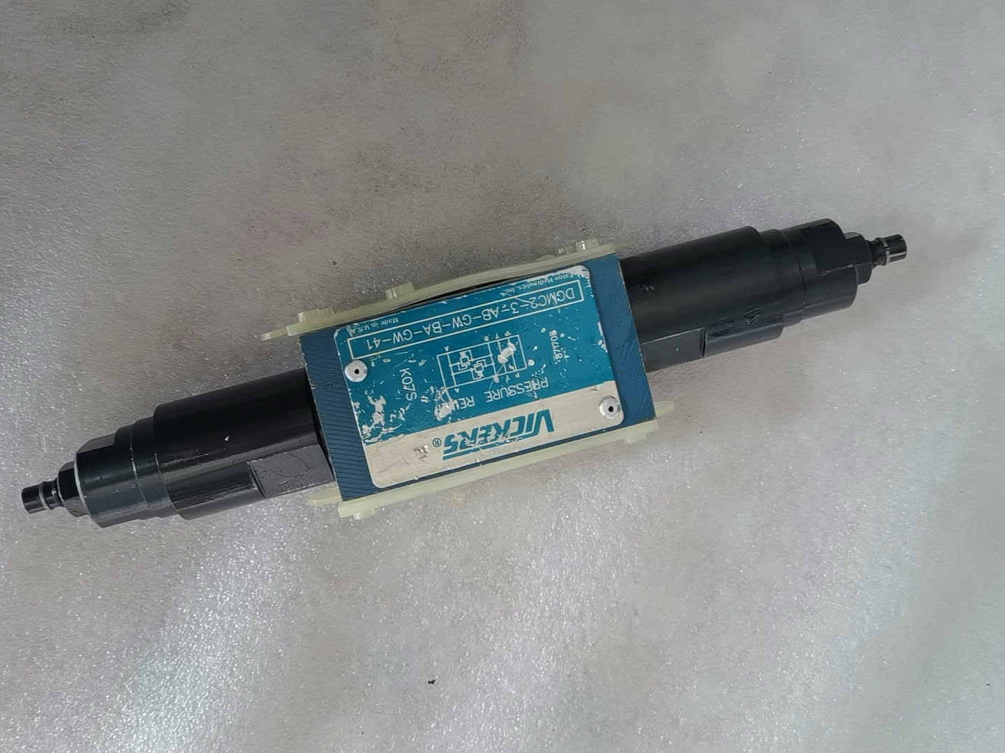 1PS New Vickers DGMC2-3-AB-GW-BA-GW Bi-directional Relief Valve
