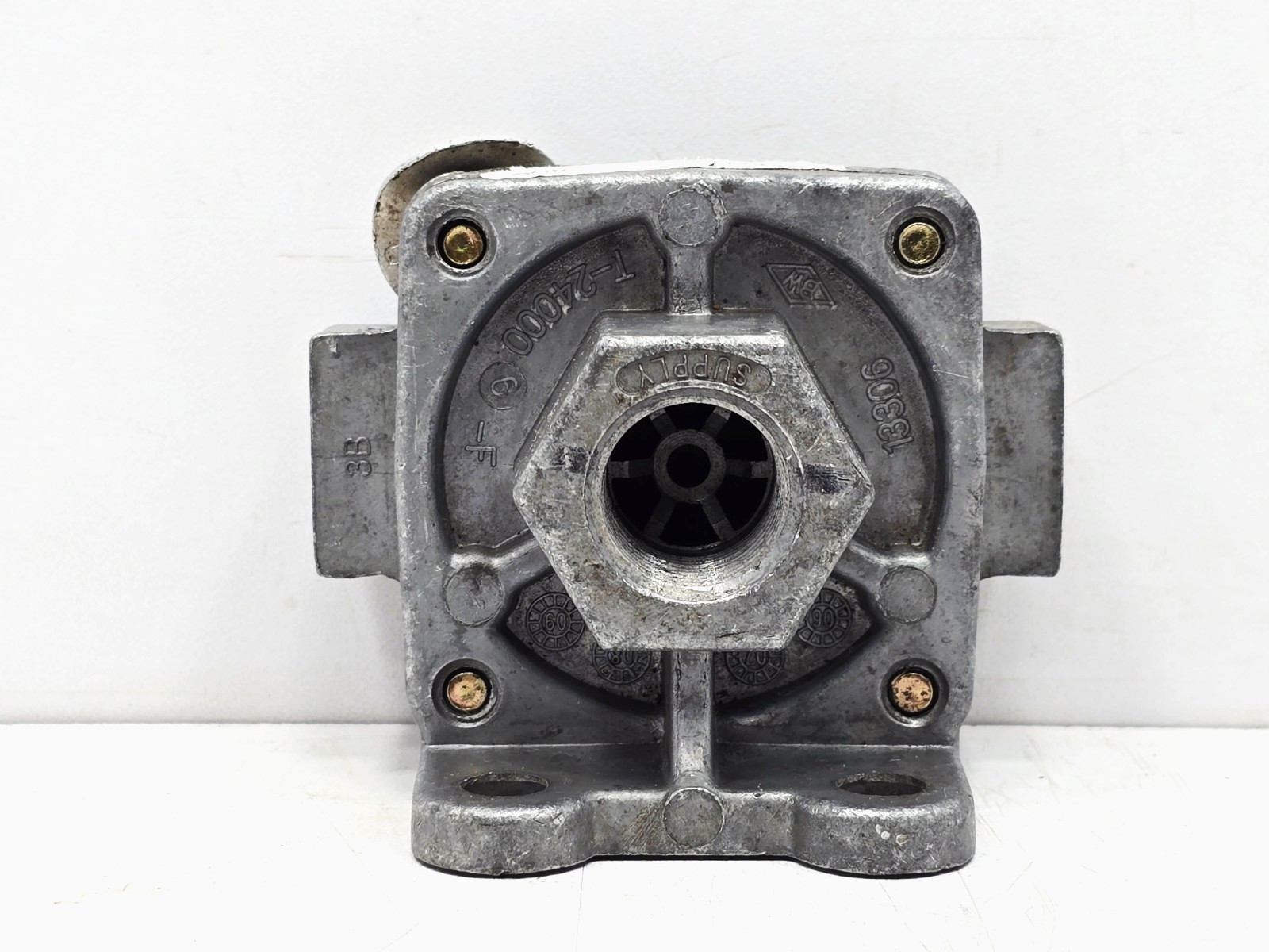 BENDIX T-240004-D QUICK RELEASE VALVE