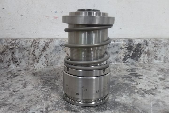 Dayton 6PNZ4 1.250-12 Input Thread Size 8 to 34 Lb-In Magnetic Capping Headset