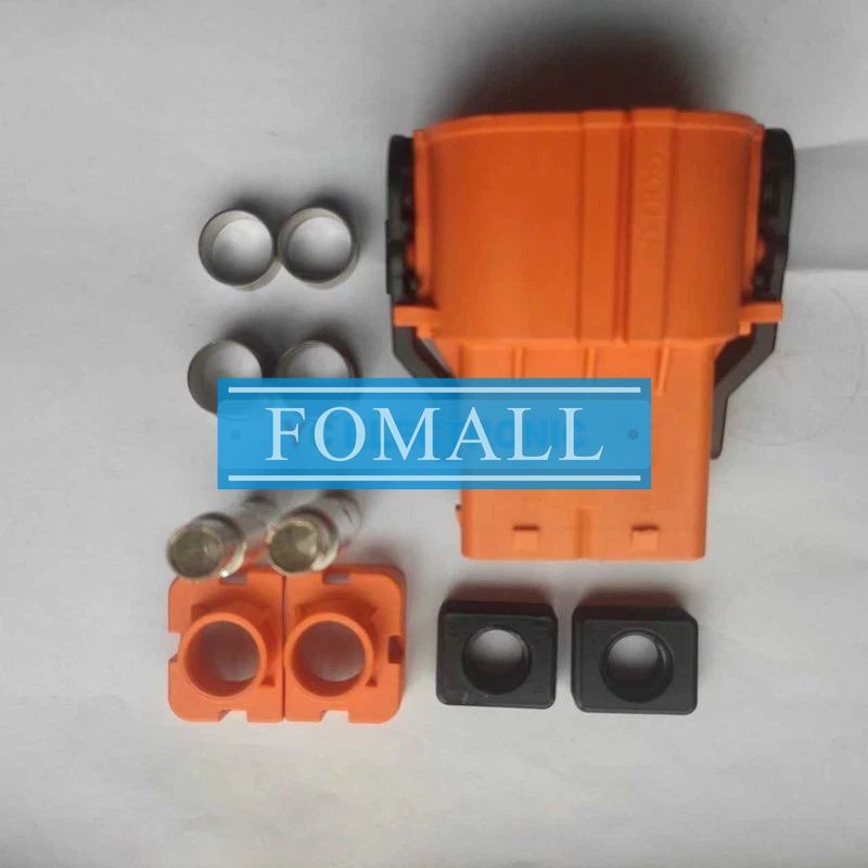 1PCS New For New energy connector plug HVC2P80FS135